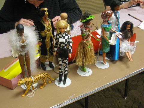 {short description of image}