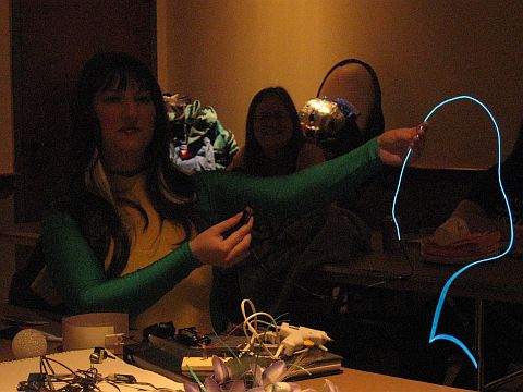 {short description of image}