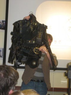 {short description of image}