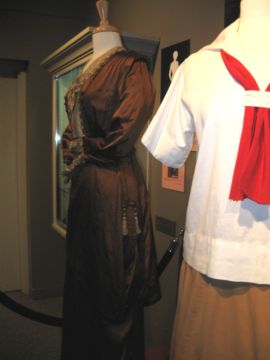 {short description of image}