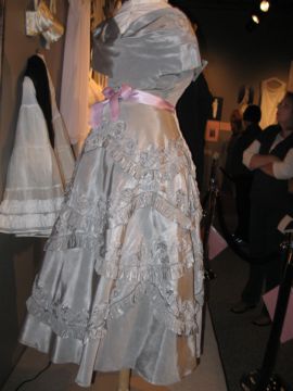 {short description of image}